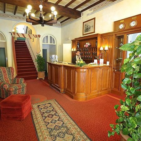 Hotel Villa Kinzica Пиза Экстерьер фото