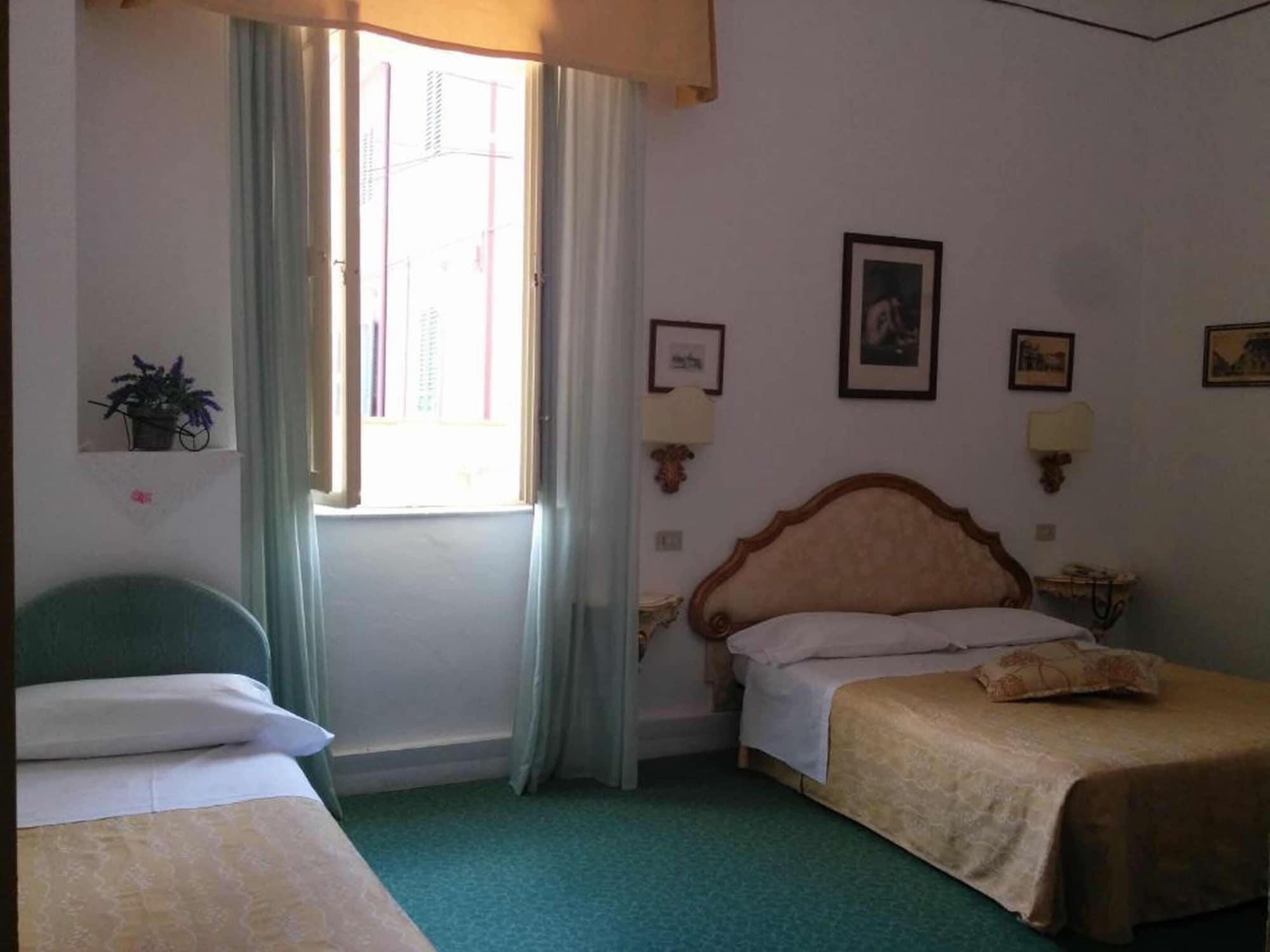 Hotel Villa Kinzica Пиза Экстерьер фото