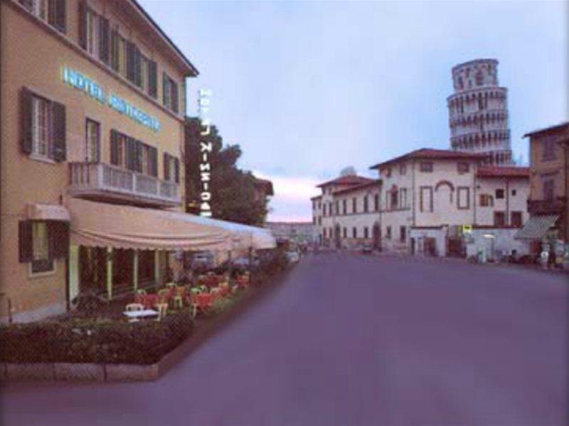 Hotel Villa Kinzica Пиза Экстерьер фото